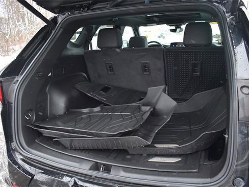 Certified 2023 Chevrolet Blazer RS w/ Driver Confidence II Package image 20