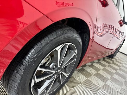 Used 2024 Kia Forte LXS FWD image 36