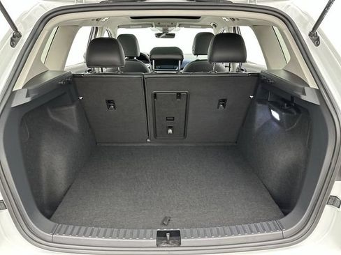 Certified 2024 Volkswagen Taos SE AWD/4WD image 24