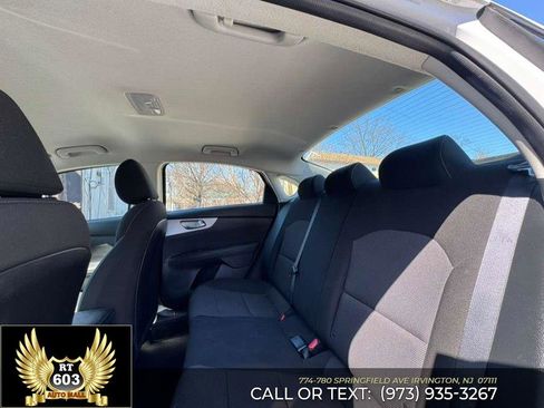 Used 2023 Kia Forte LXS image 10