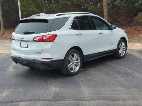 Used 2020 Chevrolet Equinox Premier image 4