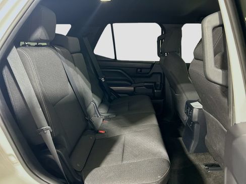 Used 2025 Toyota 4Runner SR5 AWD/4WD image 23