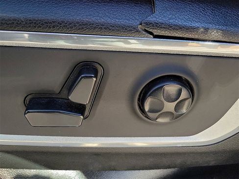 Used 2020 RAM 1500 Laramie w/ Sport Appearance Package image 15