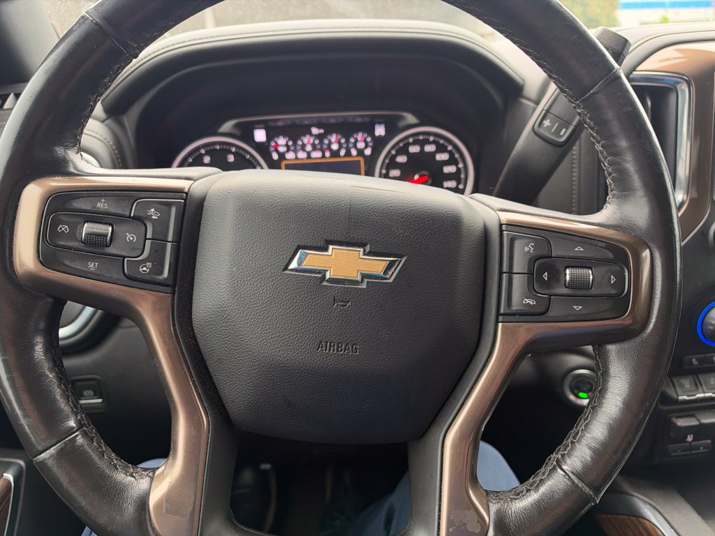 Used 2022 Chevrolet Silverado 3500 High Country w/ Safety Package II AWD/4WD image 22