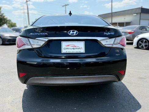 Used 2011 Hyundai Sonata Hybrid FWD image 4