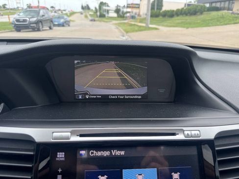 Used 2016 Honda Accord Touring image 12