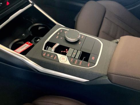New 2026 BMW 330i Sedan w/ M Sport Package RWD image 7