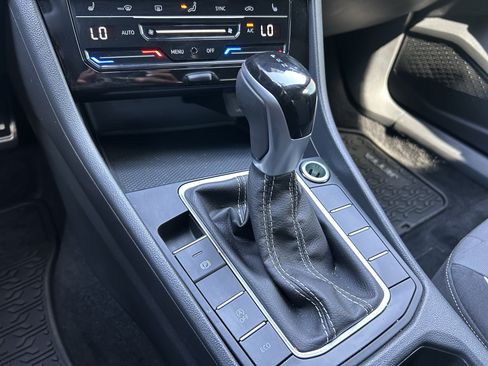 Used 2025 Volkswagen Jetta Sport FWD image 24