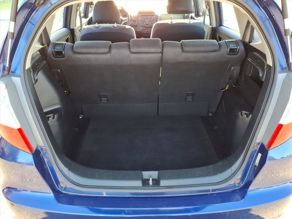 Used 2013 Honda Fit Sport image 10