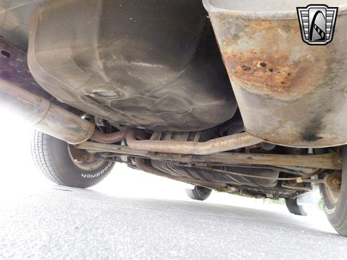 Used 1992 Lincoln Continental Executive image 9