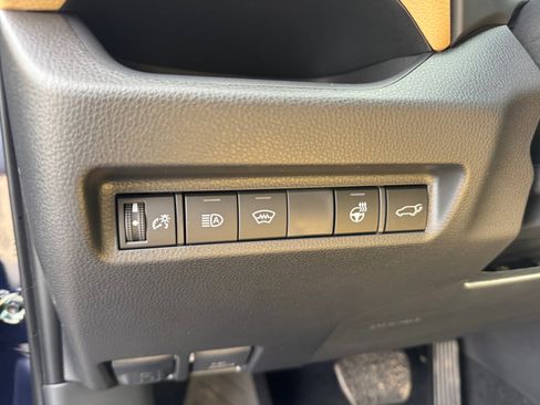 New 2025 Toyota RAV4 XLE Premium image 19