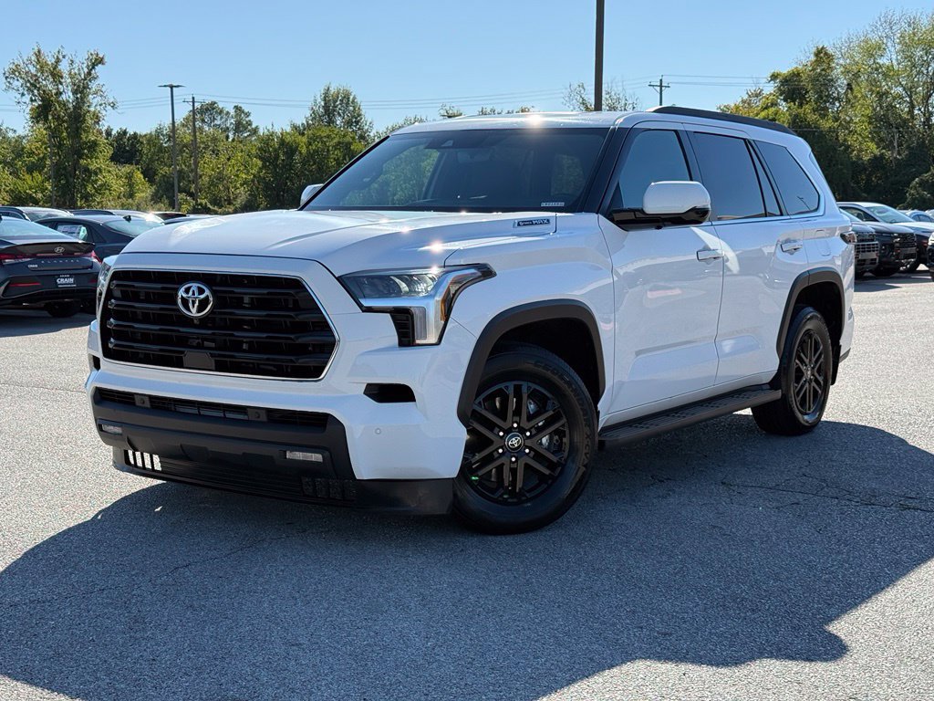 Used 2025 Toyota Sequoia SR5 AWD/4WD image 3