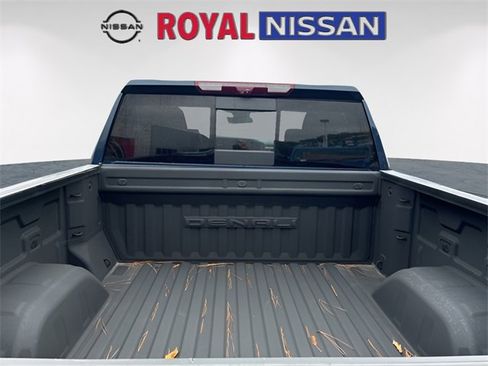 Used 2023 GMC Sierra 1500 Denali w/ Denali Reserve Package image 9