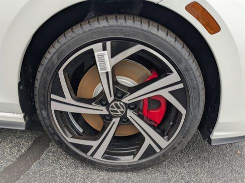 Used 2026 Volkswagen GTI SE image 12