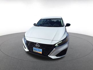 Used 2025 Nissan Altima 2.5 SV video 2