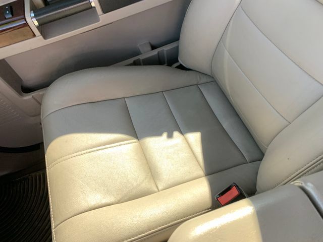 Used 2008 Ford F350 4x4 Crew Cab DRW Super Duty image 30