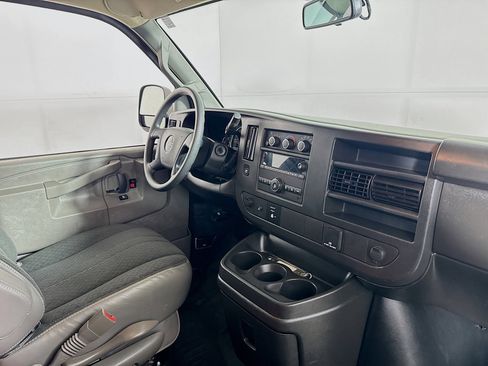 Used 2024 GMC Savana 2500 w/ Driver Convenience Package RWD image 23