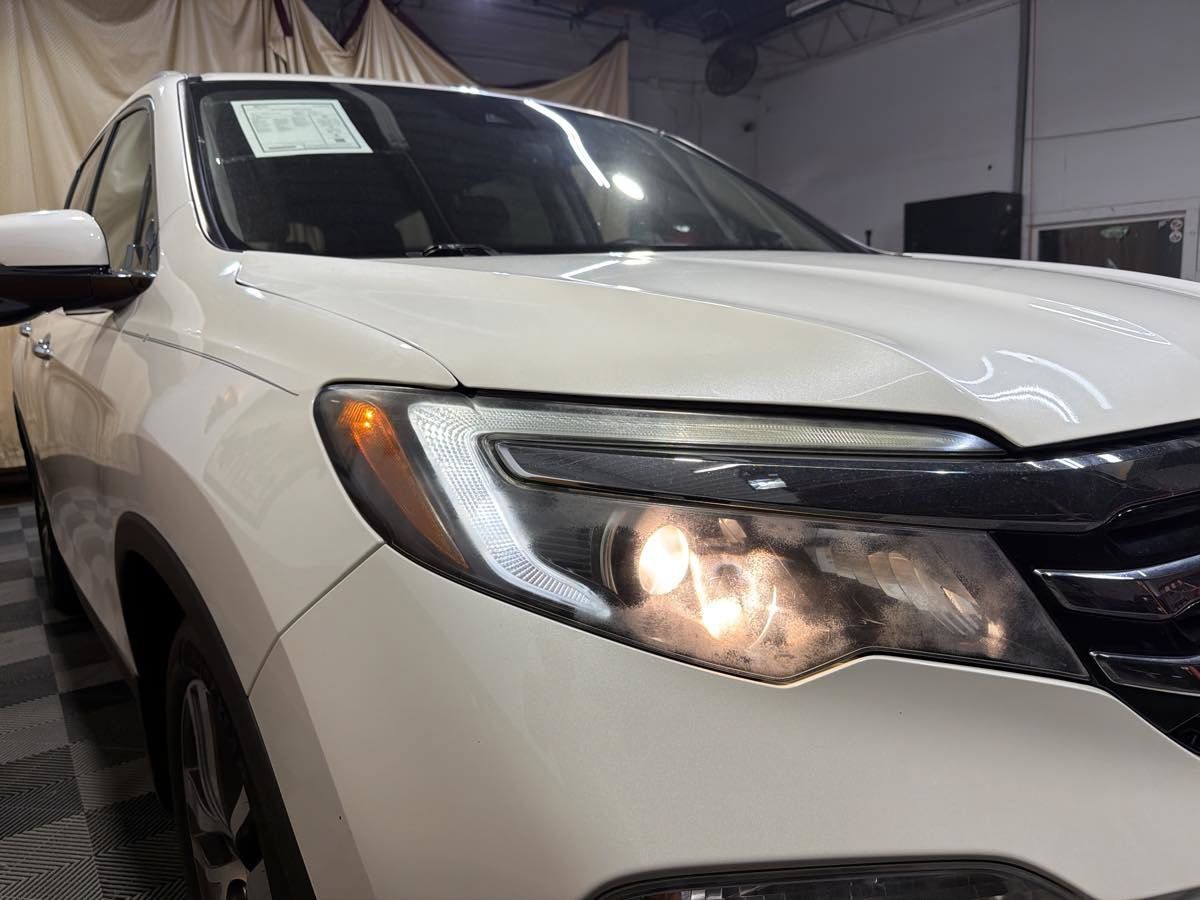 Used 2017 Honda Pilot Touring image 7