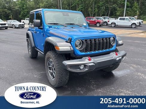 Used 2024 Jeep Wrangler Rubicon w/ Technology Group AWD/4WD image 1