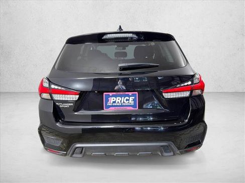 Used 2025 Mitsubishi Outlander Sport AWD image 4