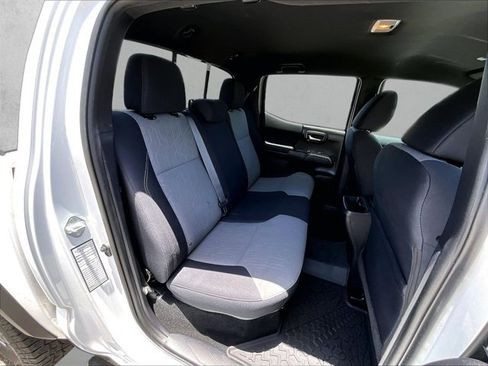 Used 2021 Toyota Tacoma TRD Off-Road w/ Technology Package AWD/4WD image 26