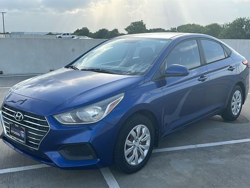 Used 2019 Hyundai Accent SE FWD image 8