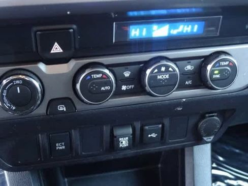 Used 2021 Toyota Tacoma SR5 image 24