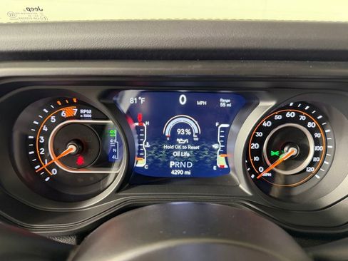 Used 2024 Jeep Wrangler Unlimited Rubicon 392 AWD/4WD image 27