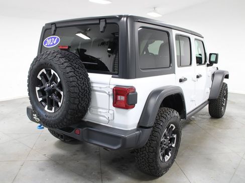 Used 2024 Jeep Wrangler Unlimited Rubicon 4xe AWD/4WD image 9