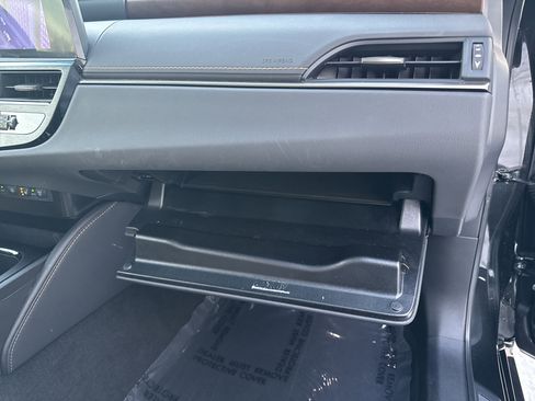 Used 2023 Lexus ES 300h Ultra Luxury image 33