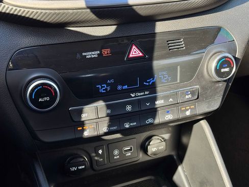Used 2019 Hyundai Tucson Sport image 33