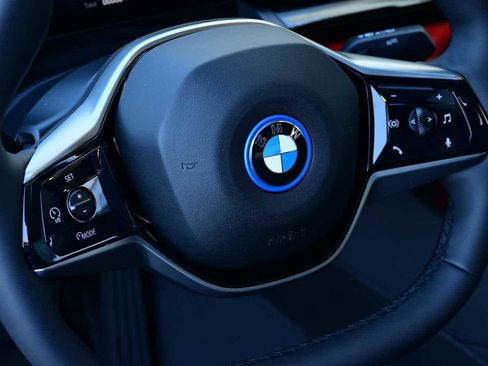 New 2026 BMW i5 eDrive40 image 19