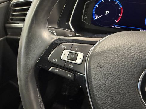 Used 2019 Volkswagen Jetta SEL FWD image 35