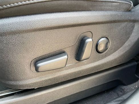 Used 2024 Kia Telluride S w/ S Sunroof Package image 23