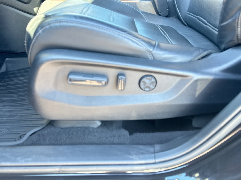 Used 2022 Honda CR-V Touring image 15