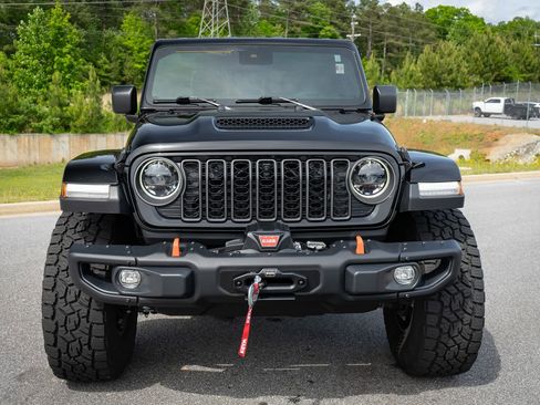 Used 2024 Jeep Gladiator Mojave AWD/4WD image 4