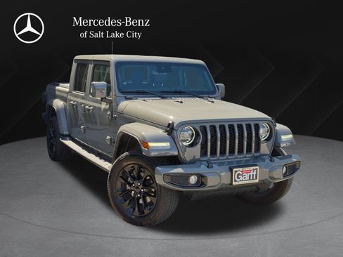 Used 2022 Jeep Gladiator Overland AWD/4WD image 1