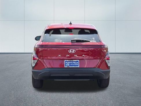 Used 2025 Hyundai Kona SE FWD image 5