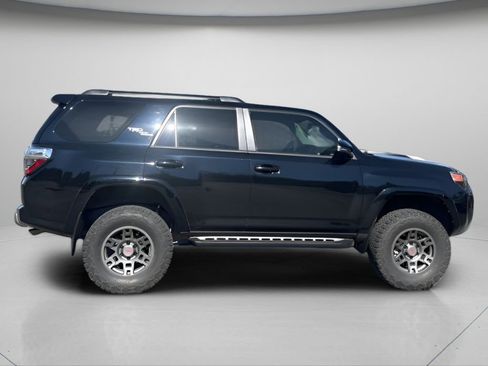 Used 2024 Toyota 4Runner TRD Off-Road Premium w/ Moonroof Package AWD/4WD image 3