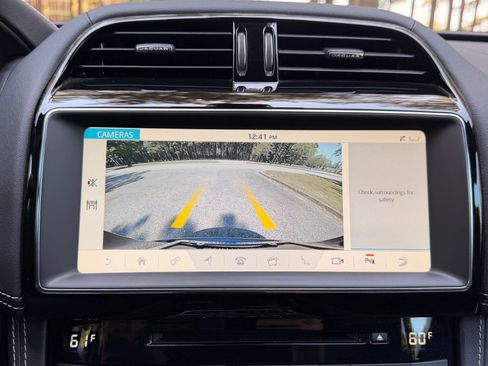 Used 2020 Jaguar F-PACE S AWD/4WD image 4
