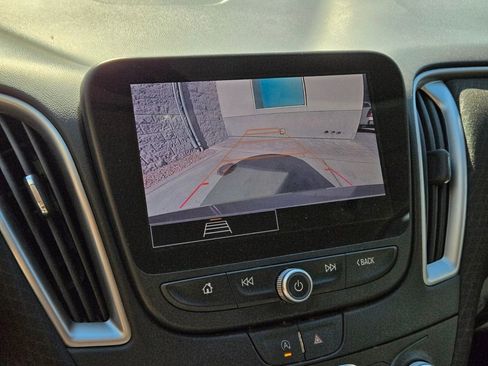 Used 2024 Chevrolet Malibu LS FWD image 11