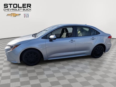 Used 2020 Toyota Corolla L image 2