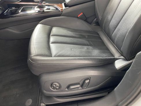 Used 2021 Audi A4 2.0T Premium w/ Convenience Package image 12