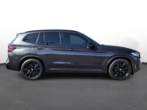Used 2022 BMW X3 M40i image 2