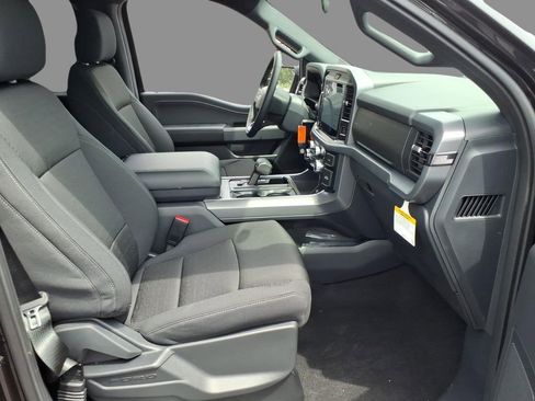 New 2026 Ford F150 XLT w/ XLT Black Appearance Package AWD/4WD image 12
