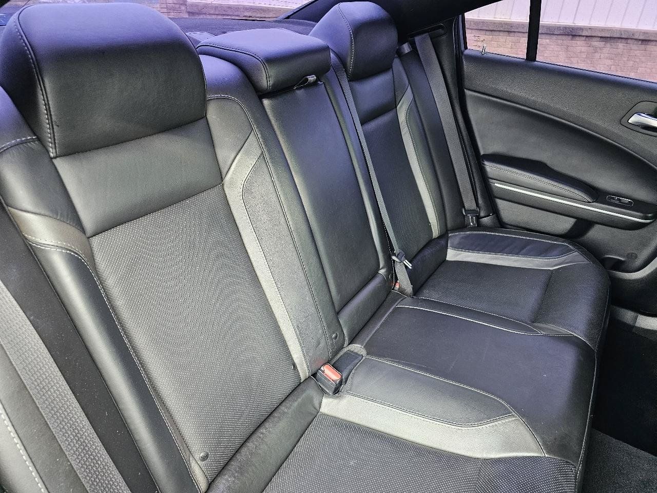 Used 2021 Dodge Charger SXT w/ Leather Interior Group RWD image 23