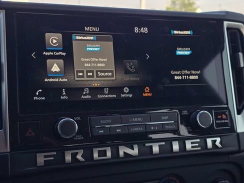 Used 2025 Nissan Frontier SV AWD/4WD image 18