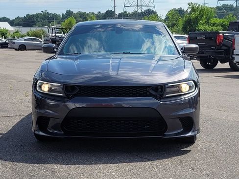 Used 2020 Dodge Charger SXT w/ Leather Interior Group RWD image 4