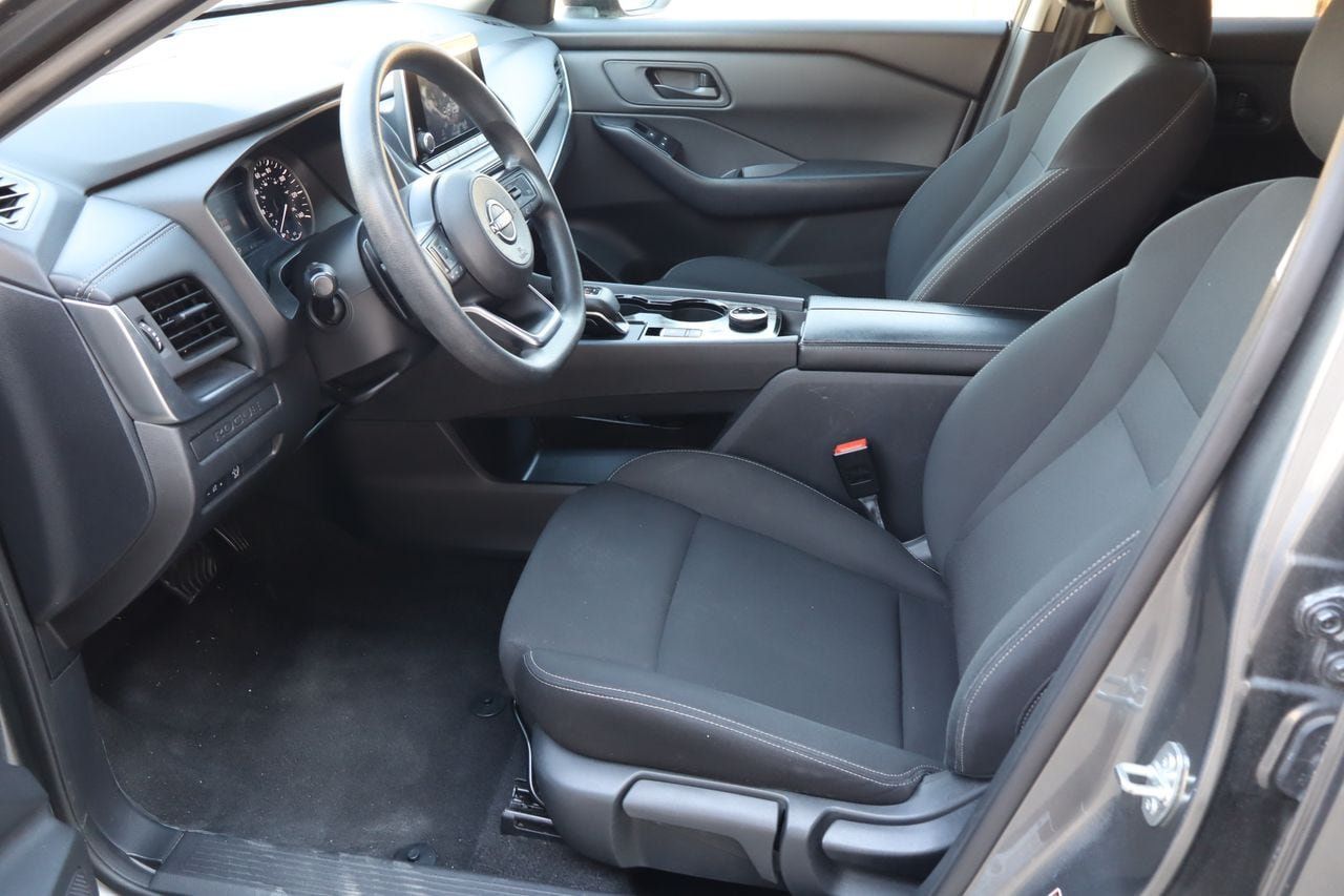Used 2024 Nissan Rogue S AWD/4WD image 15