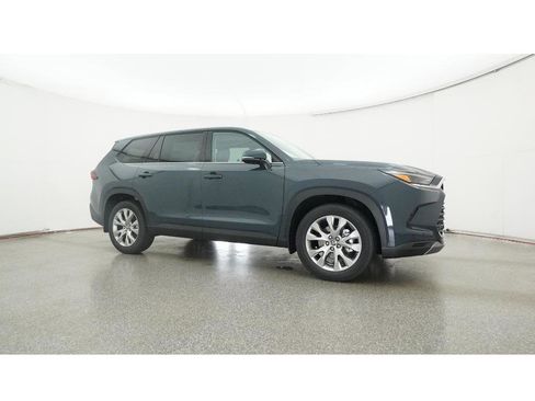 New 2026 Toyota Grand Highlander Limited image 28